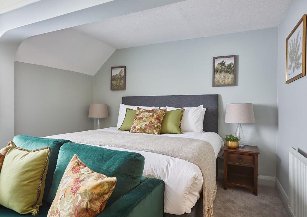 The New Inn Heckfield Hook  Extérieur photo