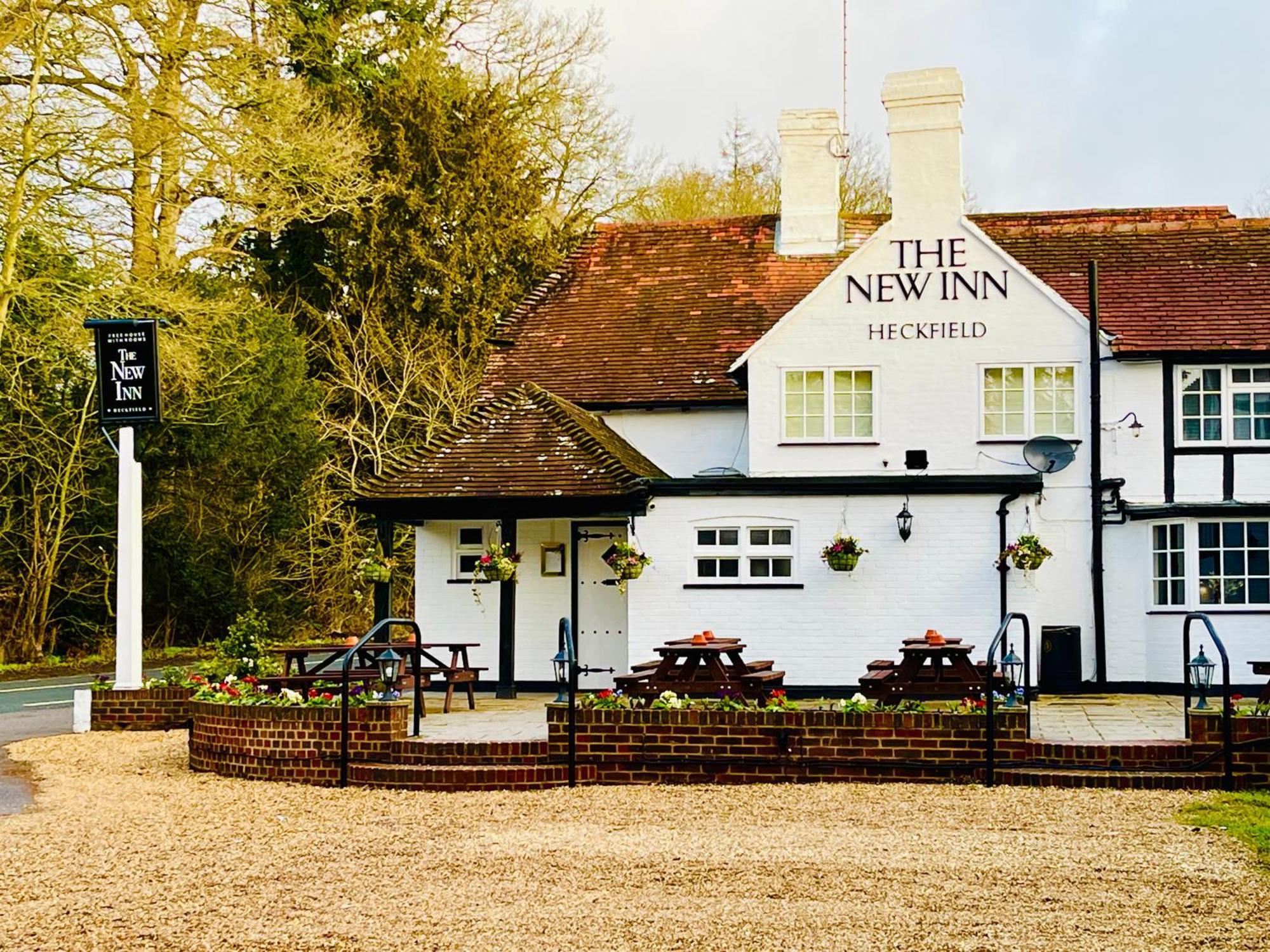 The New Inn Heckfield Hook  Extérieur photo